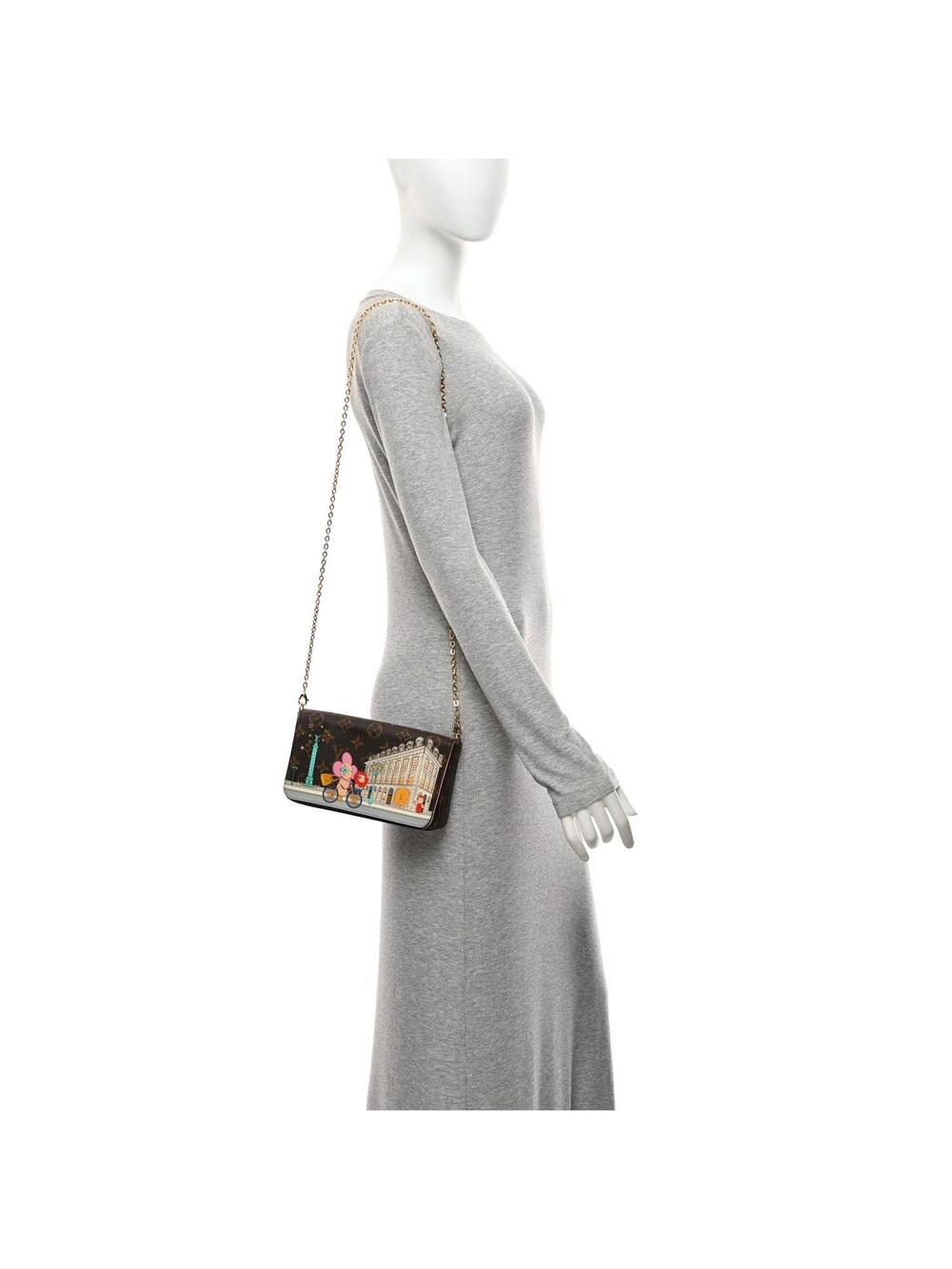 Louis Vuitton Christmas Animation Paris #354599L13B - Picture 2 of 10